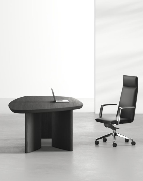 Doha Veneer Executive Desk