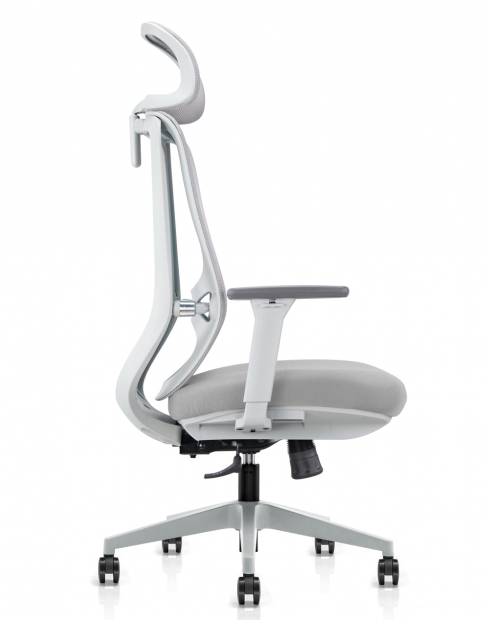 AKG White Ergonomic Chair