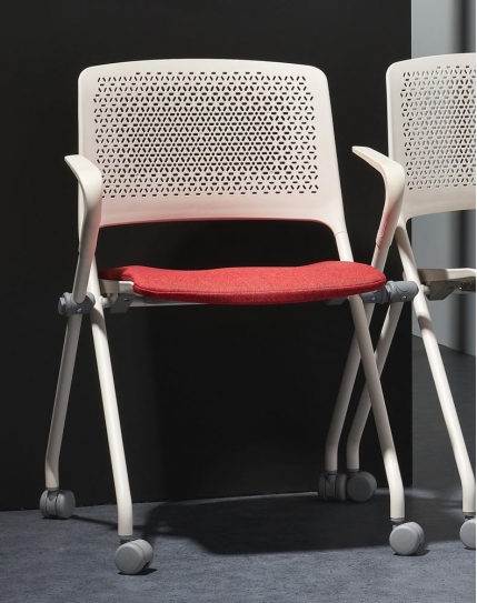 Foly Nesting Visitor Chair