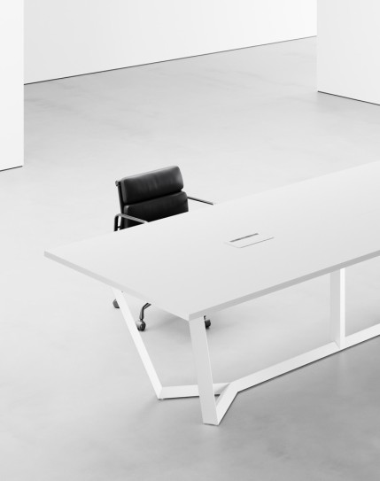 Diamond White Robinia Frame Modern Meeting Table