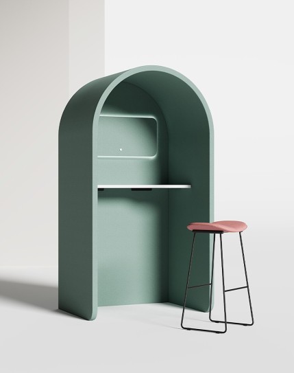 Roma Series Standing Booth