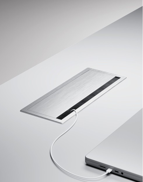 Flip Cover Brushed Silver