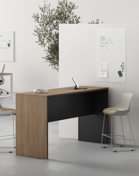 Verona High Meeting Table